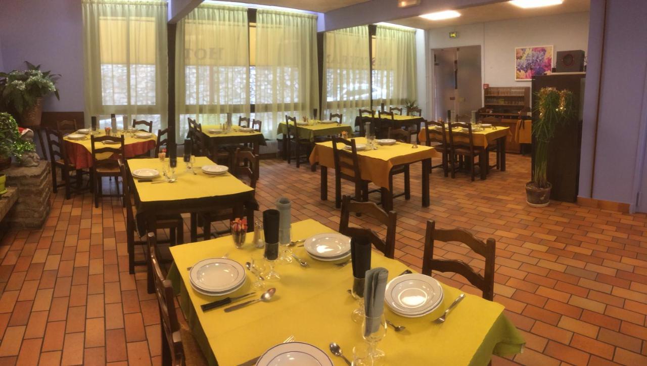 Hotel Restaurant L'Agapanthe Pont-de-Salars Экстерьер фото